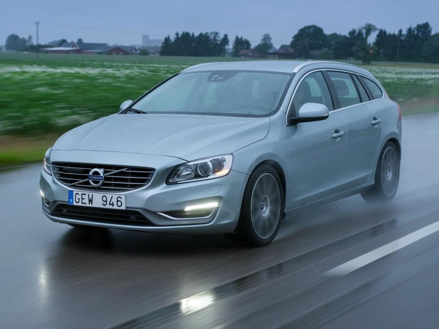  Volvo V60 T6 2013 года  (фото 9 из 12)